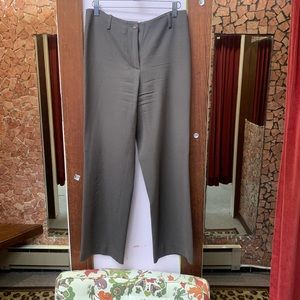 Size 4 no damage